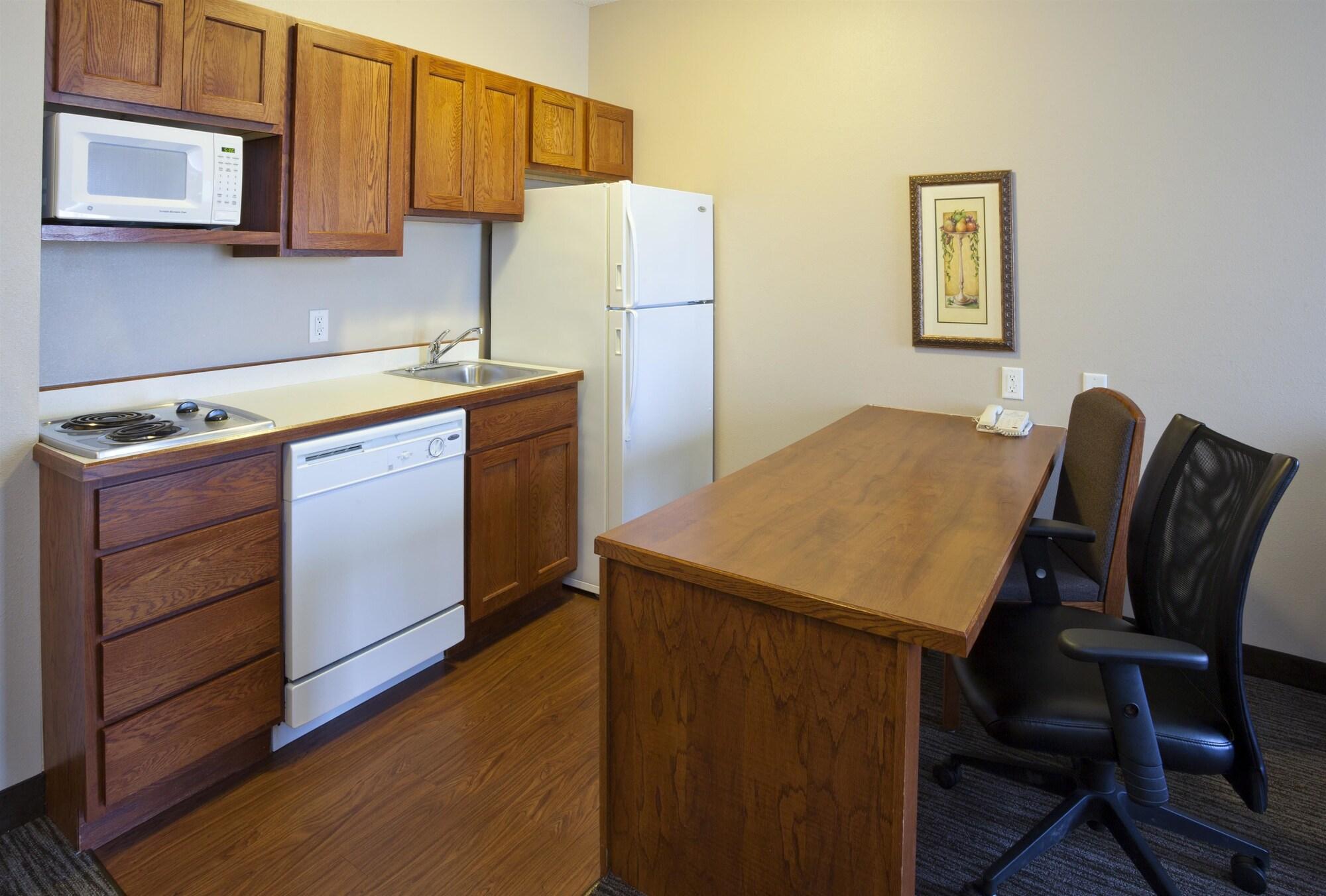 Grandstay Residential Suites Rapid City Exterior photo